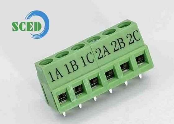 Green 5.08mm 300V 10A PA66 PCB Terminal Block Euro Type For Automatic Control