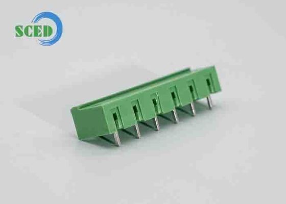 สีเขียว PCB พล็อกในตู้ปลายไฟฟ้า 7.62mm PA66 300V 18A ทองแดงปลาย
