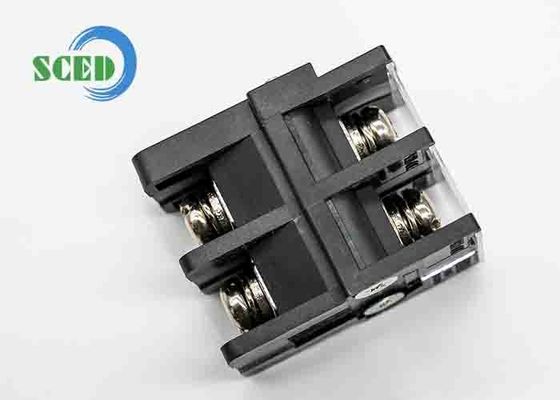 12.2mm ความกว้างของปลายทาง Feed ผ่านบล็อกปลายทางที่มีช่องเข้าสายมุมขวาและกรงกรงปัดทองแดง